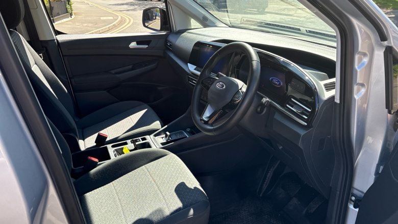 Ford Transit Connect 250 L2 Petrol 1.5 EcoBoost PHEV 150 Limited Van Auto
